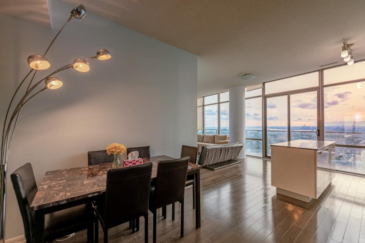 Unbelievable Penthouse View With 3 Bedrooms Toronto Exterior photo