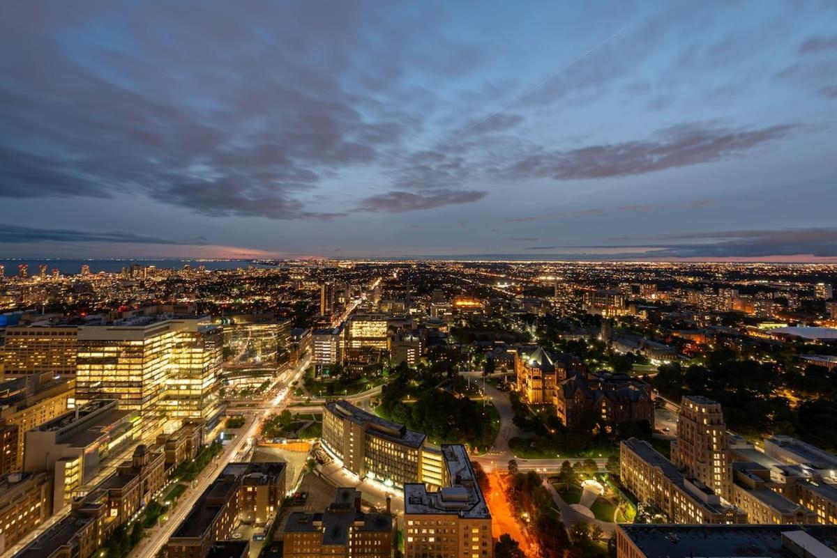 Unbelievable Penthouse View With 3 Bedrooms Toronto Exterior photo